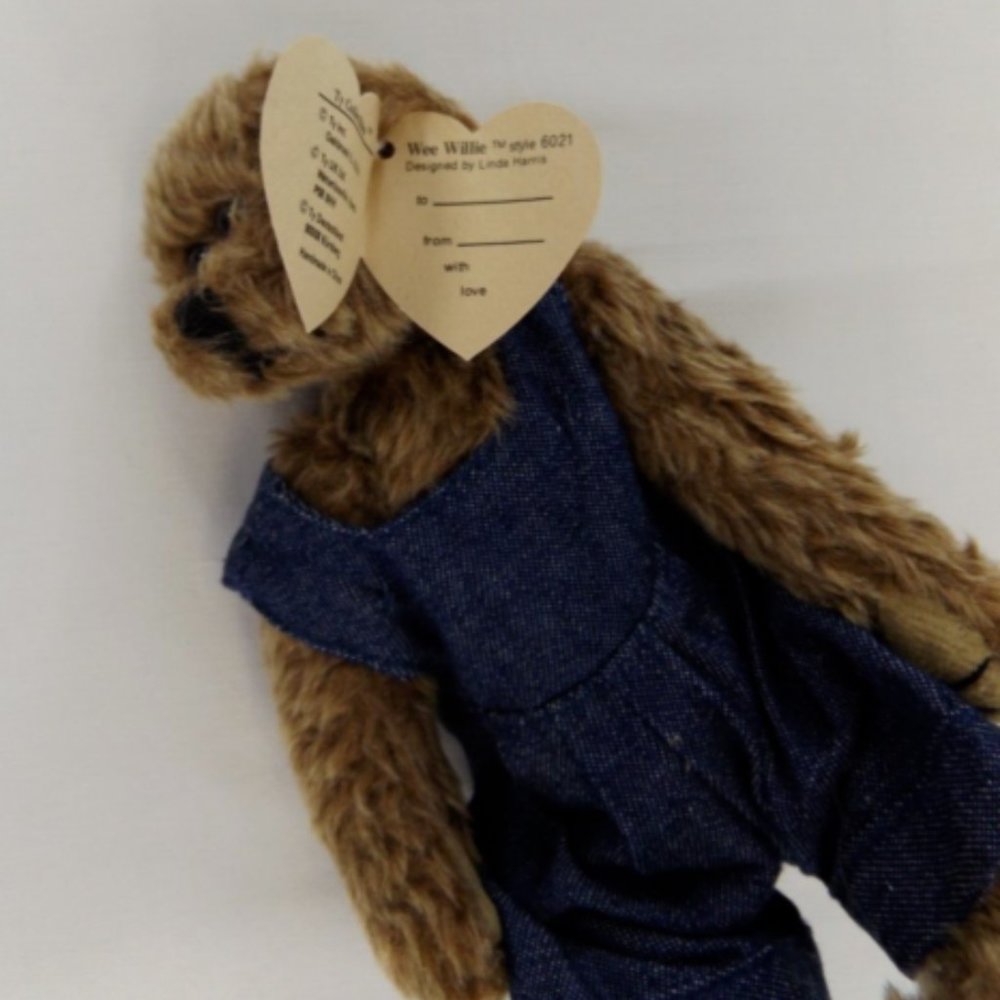 1993 ty COLLECTIBLE 'Wee Willie' plush bear #6021